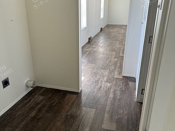 5th image of 90 Terrace Ct