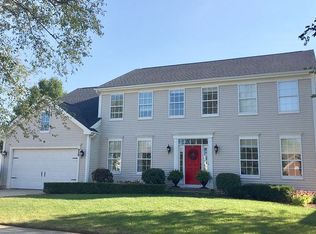 620 Commons Rd, Naperville, IL 60563