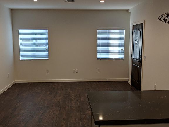 5th image of 5316 Auckland Ave APT 2