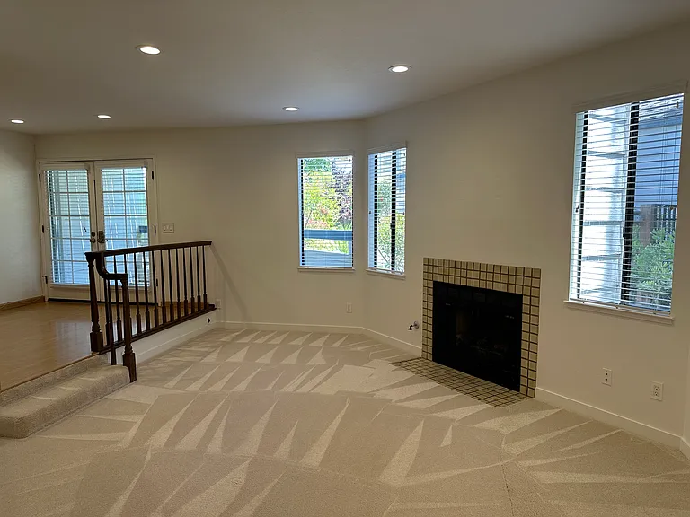 248 Walker Dr #5 — Photo 4