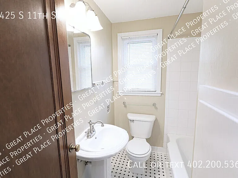 1425 S 11th St #3 — Photo 9
