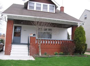 10913 Park Heights Ave, Garfield Heights, OH
