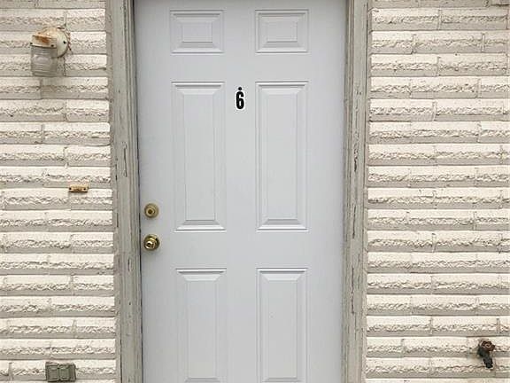 3rd image of 804 N Cross Ln APT 3