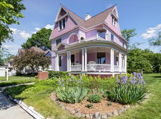 120 Garfield Ave, Evansville, WI 53536
