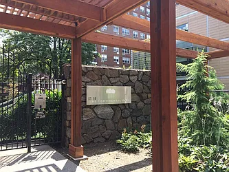 Sold by Sun Pop International