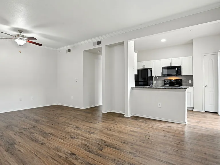La Ventura Apartments, Plano, Texas