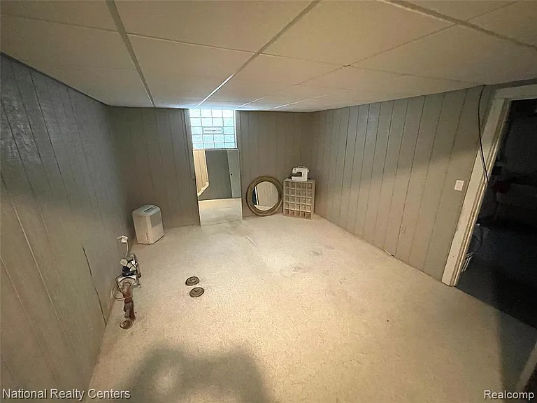 1704 Graefield Rd — Photo 11
