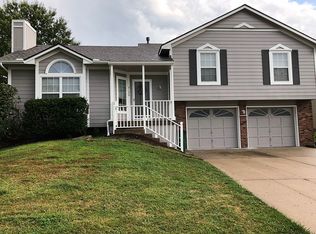 2129 SE 6th Ter, Lees Summit, MO 64063