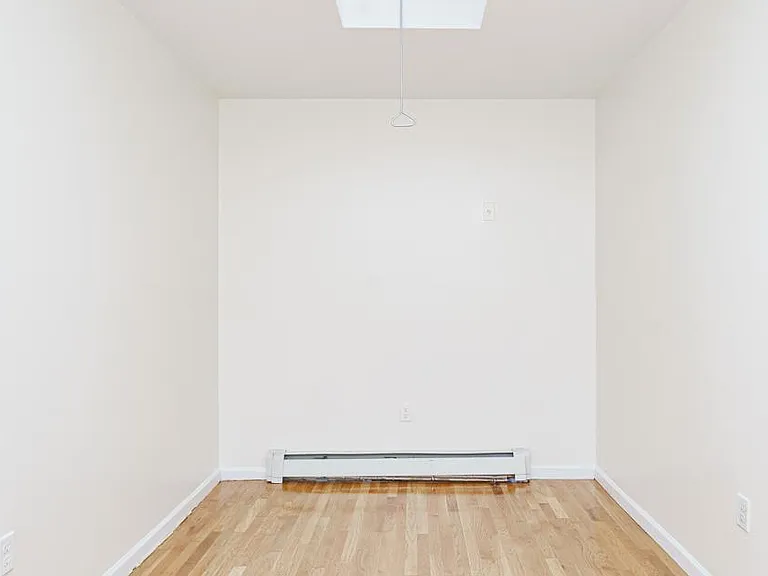 1337 Park Pl #2 — Photo 11