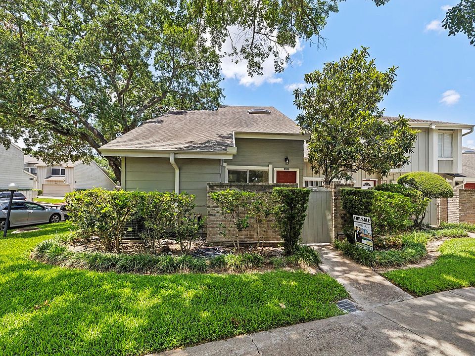 1st image of 13002 Greenway Chase Ct