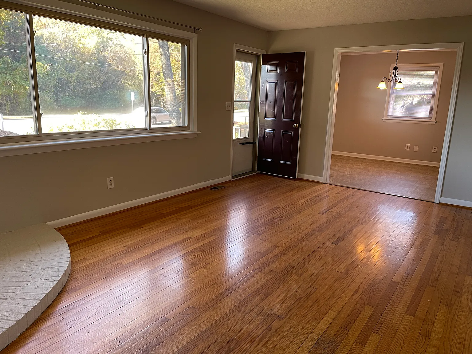 1379 S Main St — Photo 1