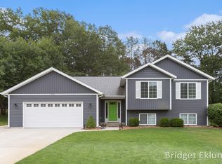 4081 Ronalds Rd, Dorr, MI 49323