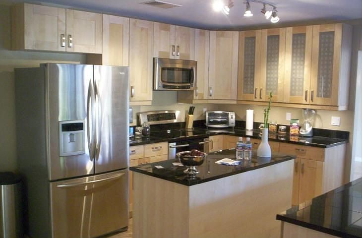 1st image of 3401 S Shannon Dr