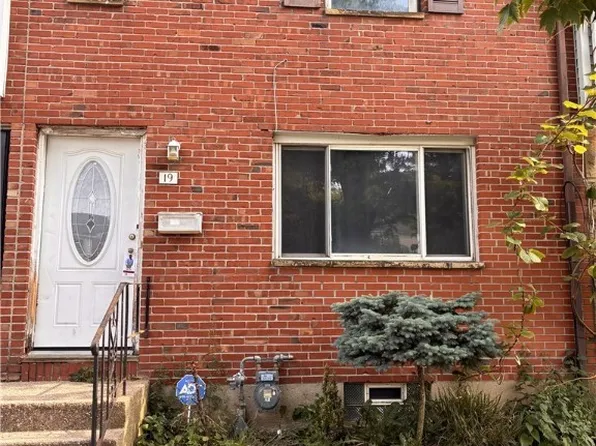 19 Bennett Vlg, Buffalo, NY 14214