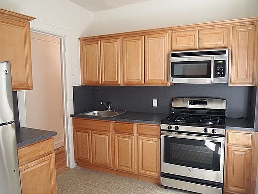 2nd image of 72 Seaman Ave #5H