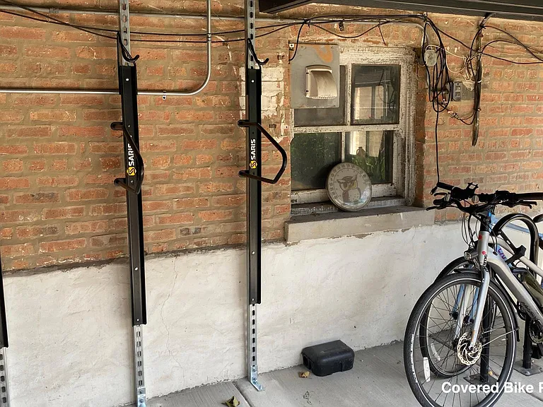 We encourage a green lifestyle... secure your bike onsite under an exterior covered bike parking area at ground level.