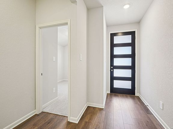 4th image of 4538 Badger Crest
