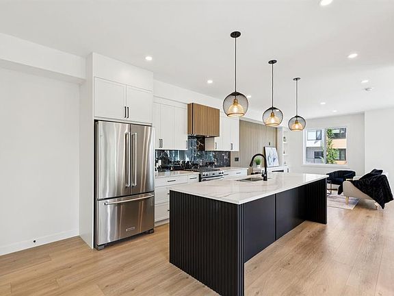 4th image of 2402 S Westmount Rd NW
