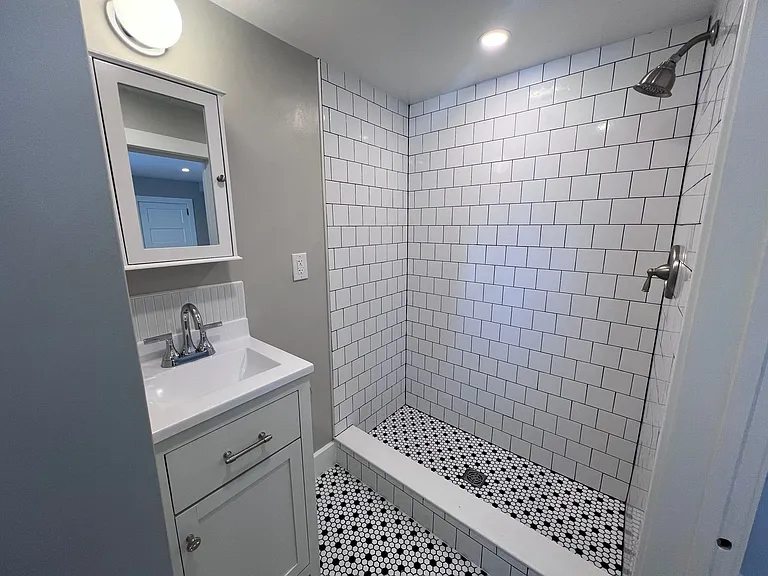 331 S Smedley Street — Photo 7