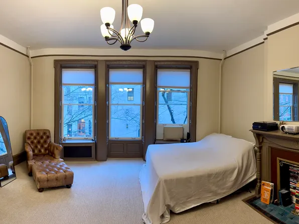 26 West 83rd Street image 1 of 24