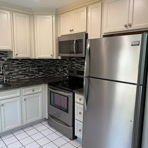 104 Gazebo Cir #104 — Photo 9