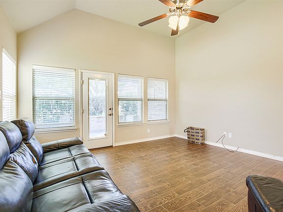 5th image of 2400 Sabine Cir