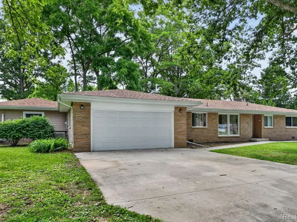 4877 Orchard Ln, Owosso, MI 48867