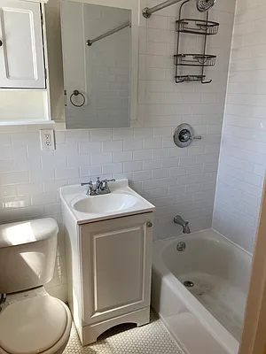 Rented by Melissa Conanan, LREB | media 8