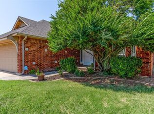 2405 NW 152nd St, Oklahoma City, OK 73013