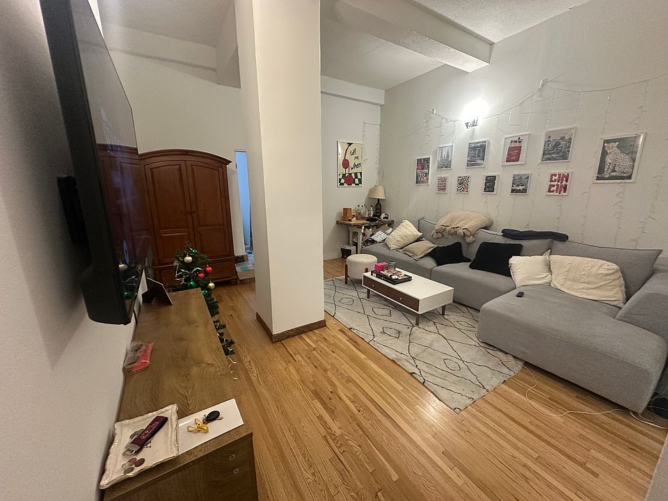 1st image of 31 E 31st St APT 7A