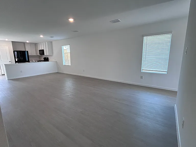 3037 Tokara St — Photo 6