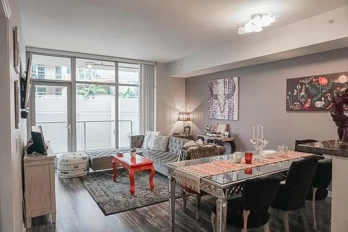 206 Park Blvd #201 — Photo 1
