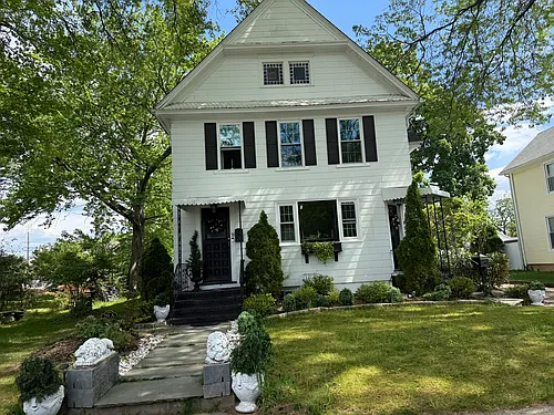 76 Elm St #2 Photo 1