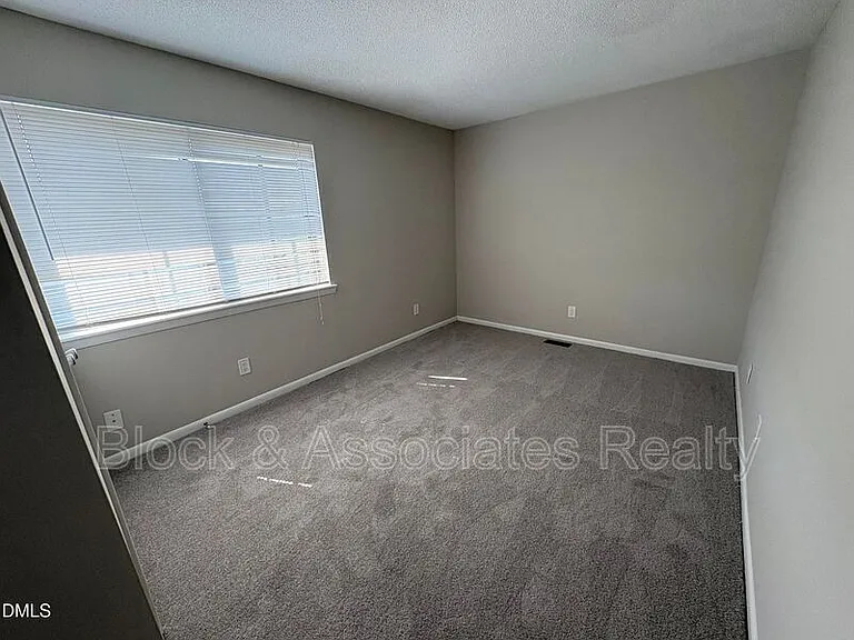 4609 Grinding Stone Dr #D — Photo 8