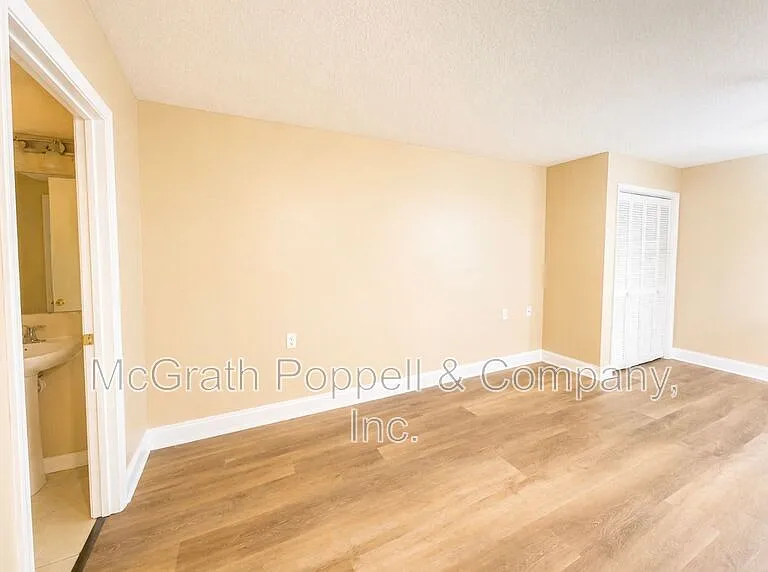 2302 Maki Rd #33 — Photo 9