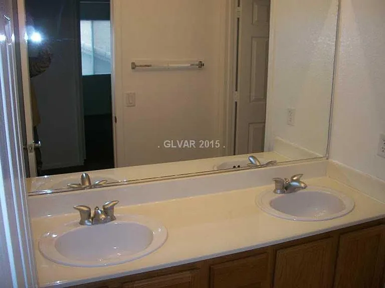 5519 Amy Lynn St — Photo 16