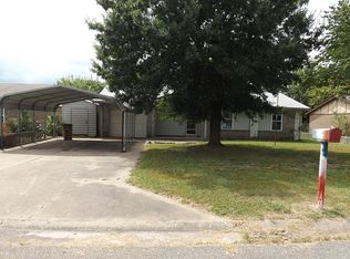 1605 Stevens Pl, Wagoner, OK 74467