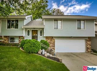 5918 N 110th Cir, Omaha, NE 68164