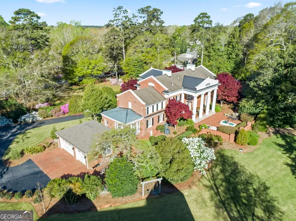 22 Sanford Dr, Newnan, GA 30263