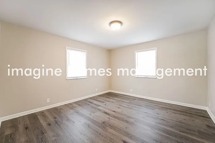 506 Lombard St — Photo 6