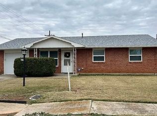 3011 NE Cimarron Trl, Lawton, OK 73507