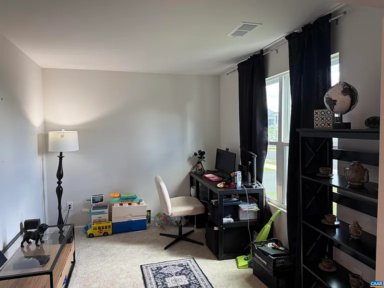 109 Walsh Ln — Photo 8