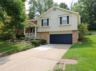 1704 Faith Ct, Fenton, MO 63026