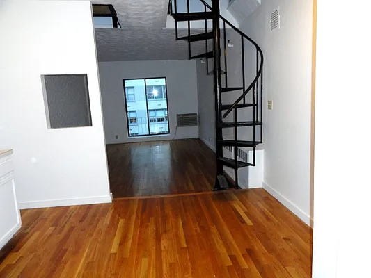 Rented by Prince Real Estate Associates LLC | media 27