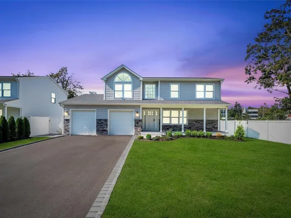 19 Cambridge Avenue, Melville, NY 11747