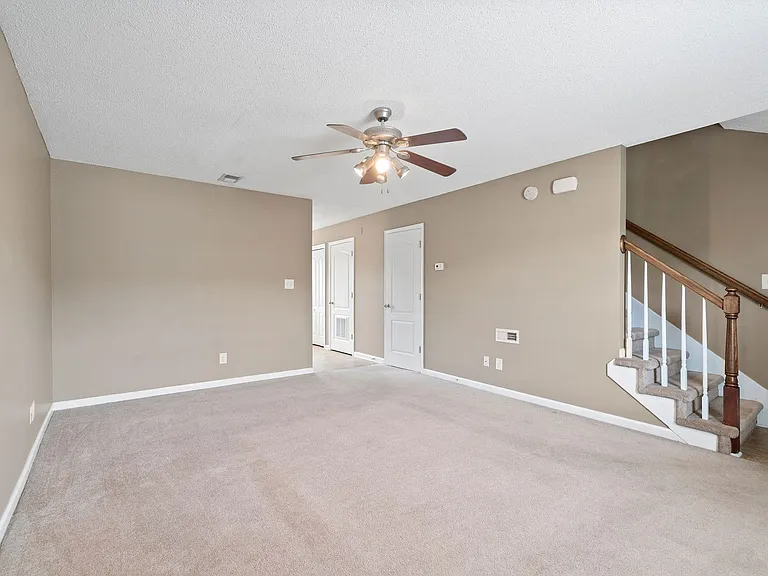524 Patriot Park Ct — Photo 25