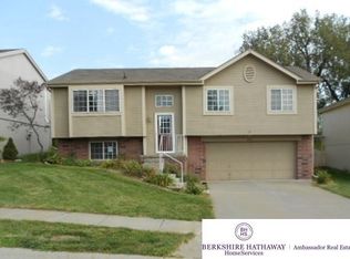 11710 Mary St, Omaha, NE 68164