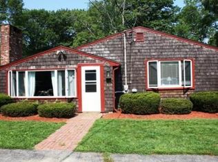 60 Jewell St, South Hampton, NH 03827