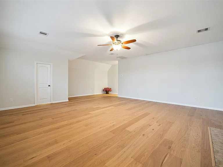 226 Jade Point — Photo 30