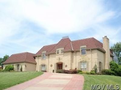 1st image of 300 Fairview Ln